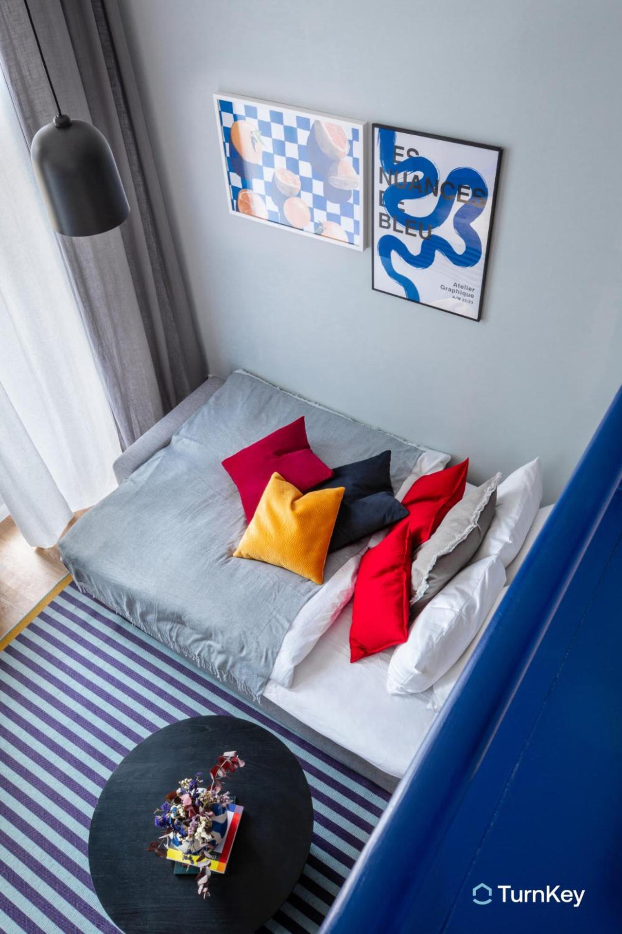 Turnkey I Charles Square Apartments Прага Екстериор снимка