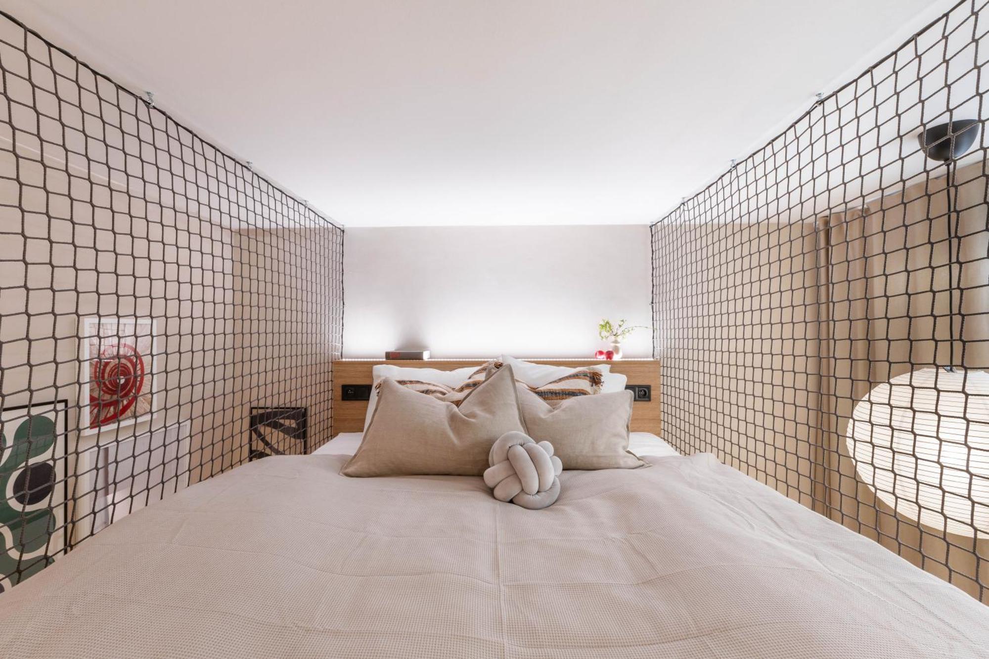 Turnkey I Charles Square Apartments Прага Екстериор снимка